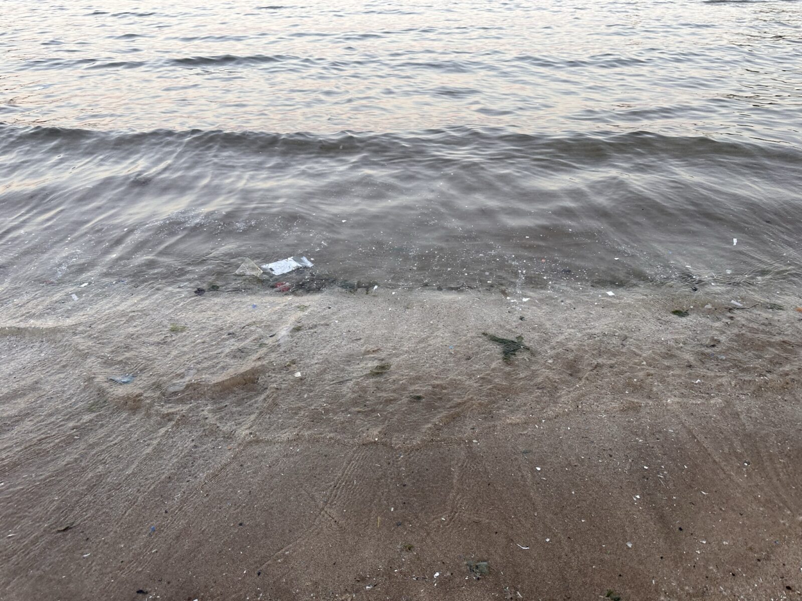 Пляж Akkum Plajı — 17 фото, как добраться из Мерсина