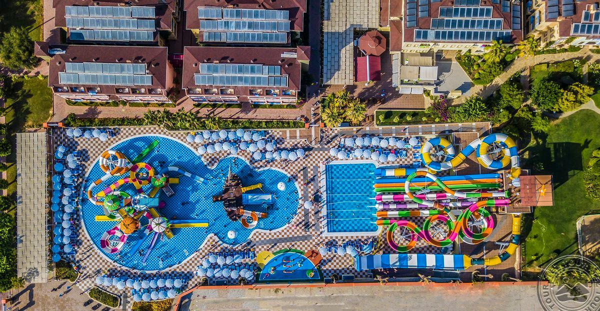 Лучшие турецкие отели с детскими аквапарками