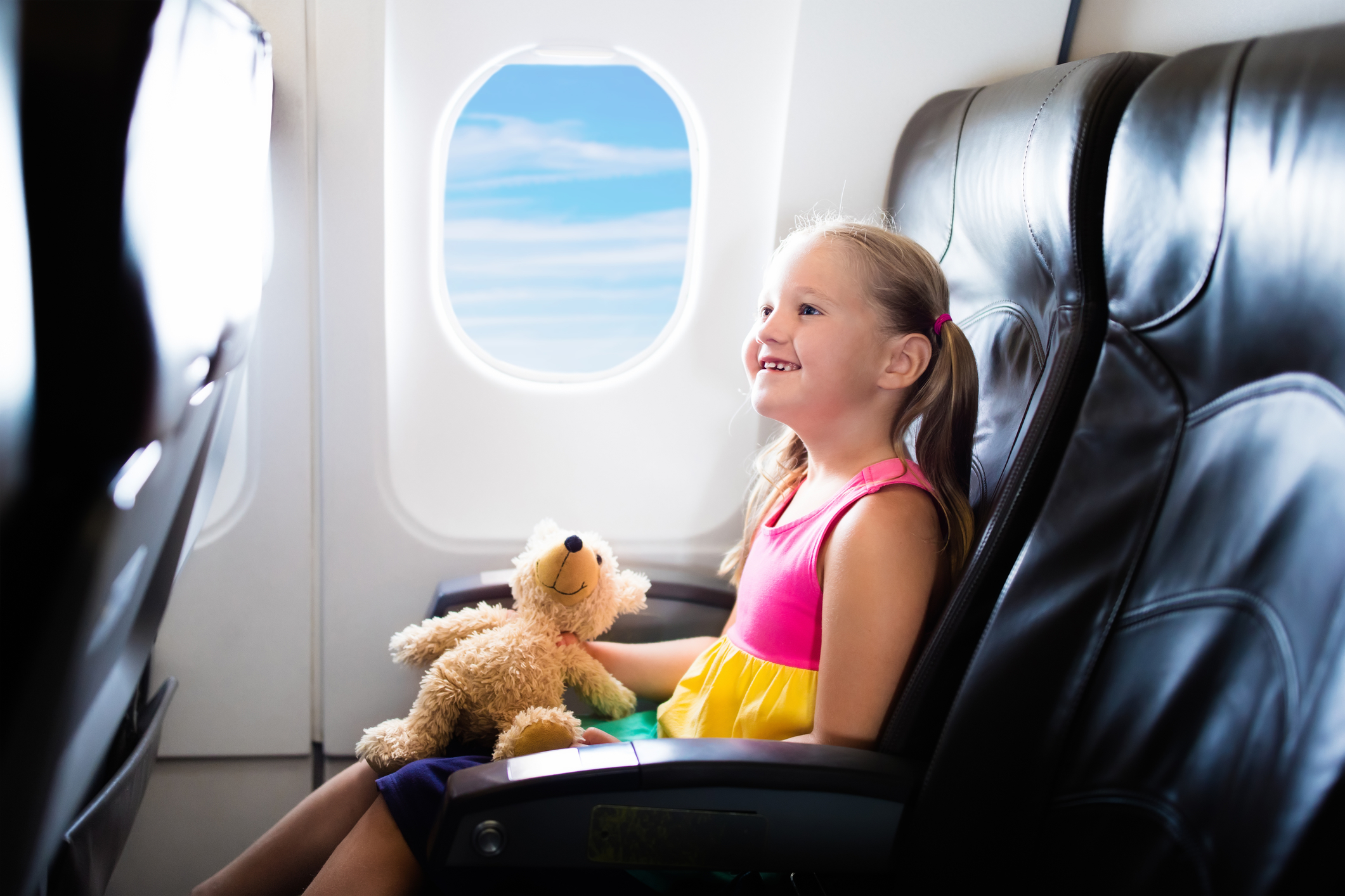 Авиакомпаниям запретили разделять родителей с детьми